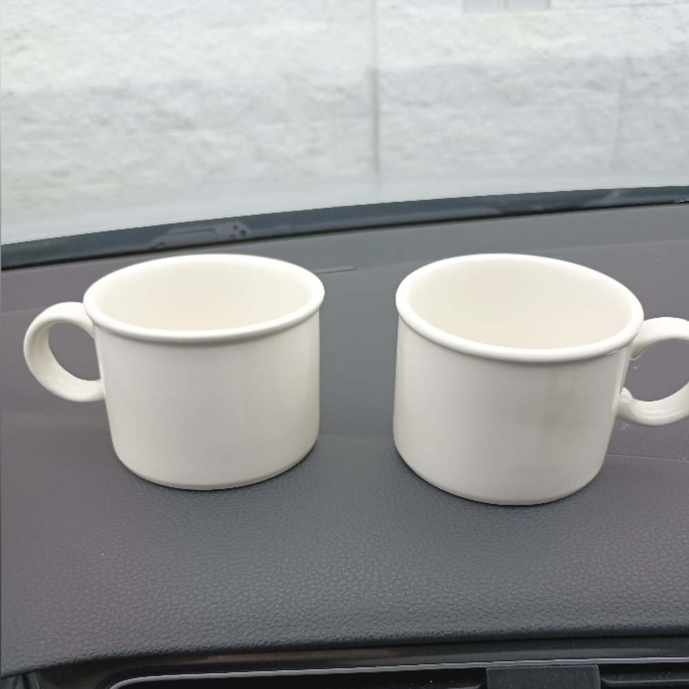 2X latte mugs Porcelain made in England 6oz capacity NWOT